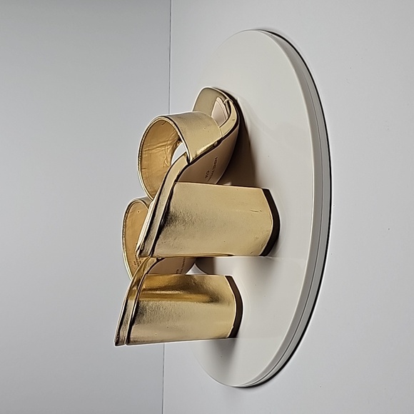 Nine West Gogo Thong Sandals Slides Block Heels Shoes Square Open Toe Gold 6 - Picture 6 of 15